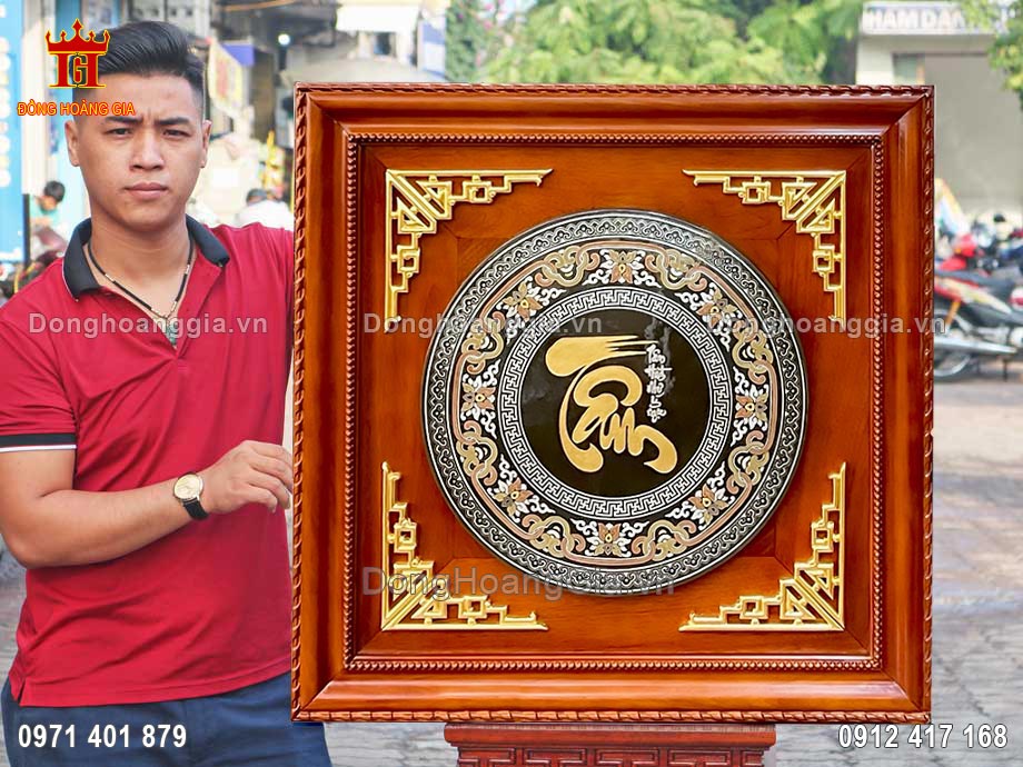 Bức tranh chữ tâm được nghệ nhân của chúng tôi chế tác thủ công tinh xảo